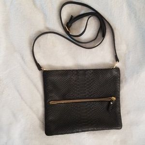 Gigi new York crossbody